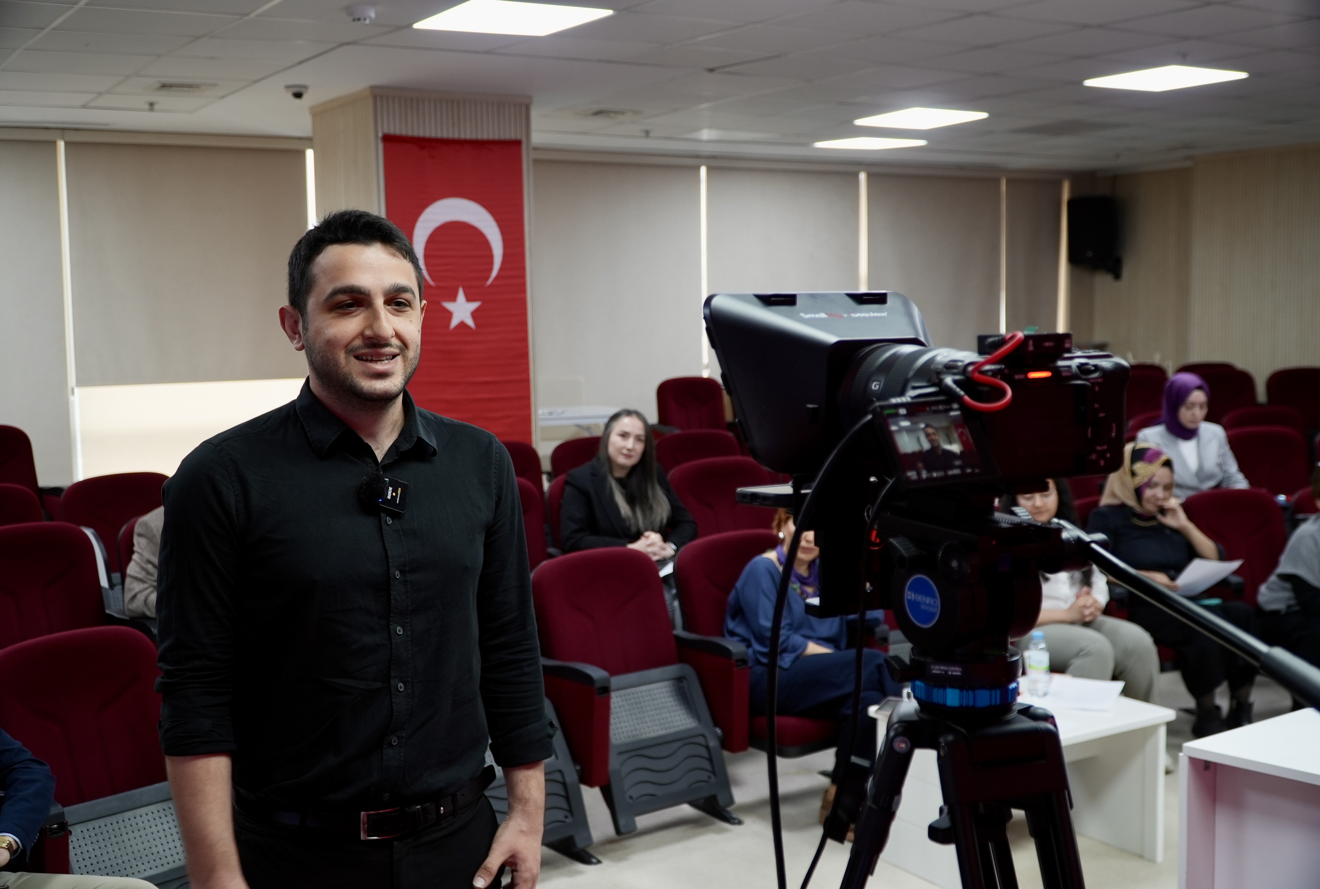 Bakanlığımız Personeline Yönelik Kamera Önü Eğitimi Verildi