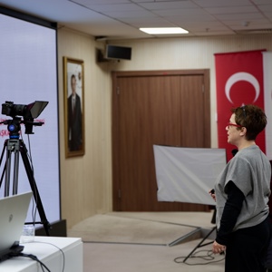 Bakanlığımız Personeline Yönelik Kamera Önü Eğitimi Verildi - fotoğraf 4