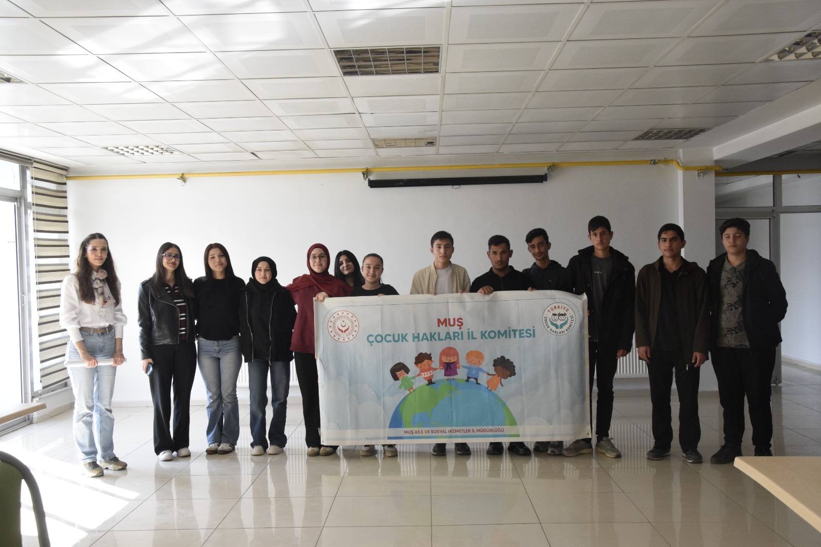 Çocuk Hakları Komitesi’nden “Okul İklimi ve Güvenlik” Münazarası