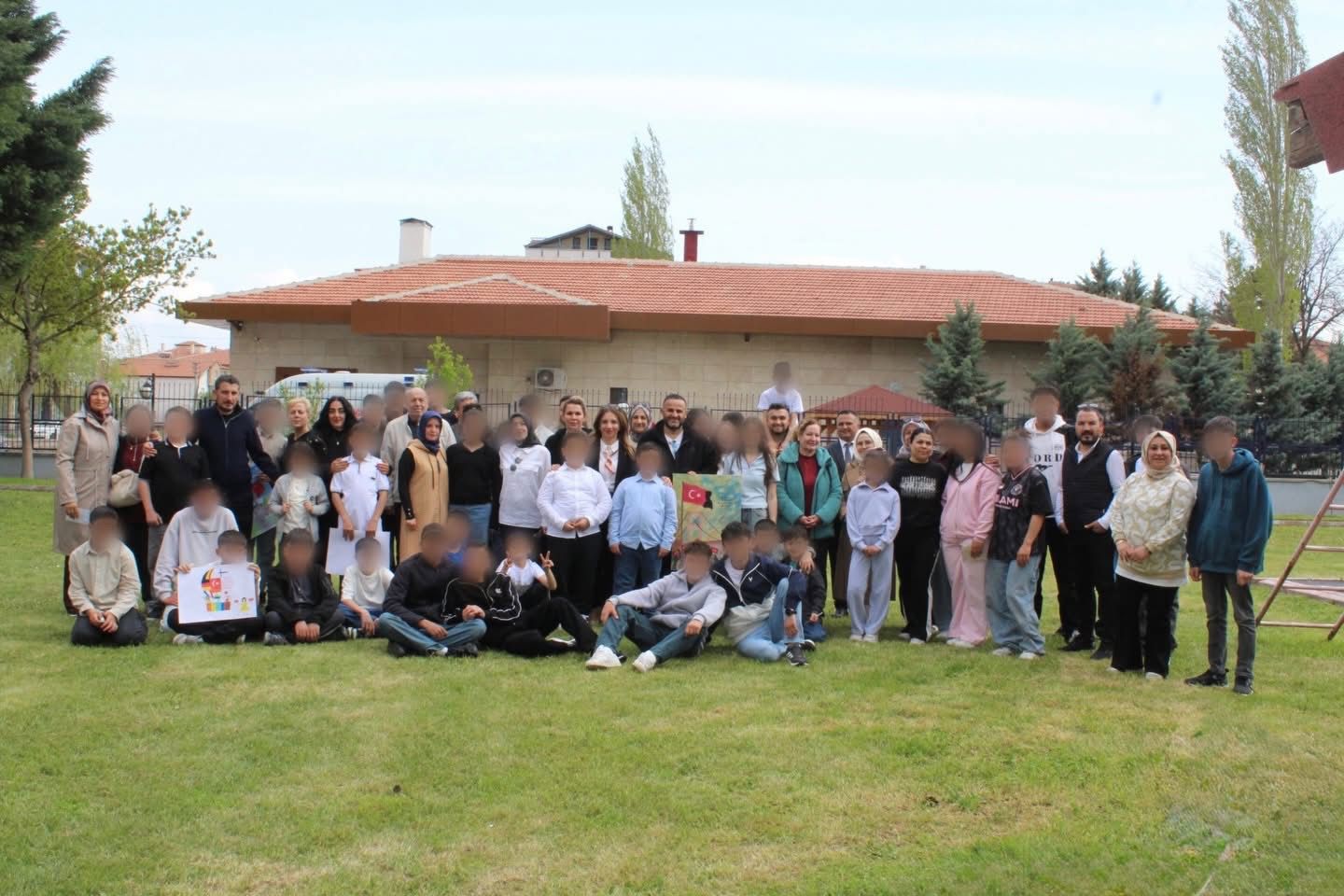 23 Nisan Ulusal Egemenlik ve Çocuk Bayramı - fotoğraf 1