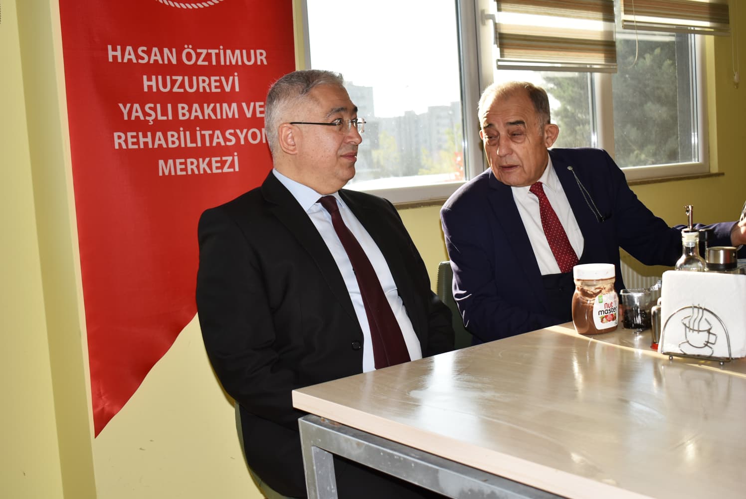Tecrübe Çınarlarımızla Sohbet: İl Müdürümüz Faruk Uysal’dan Hasan Öztimur Huzurevi’ne Ziyaret