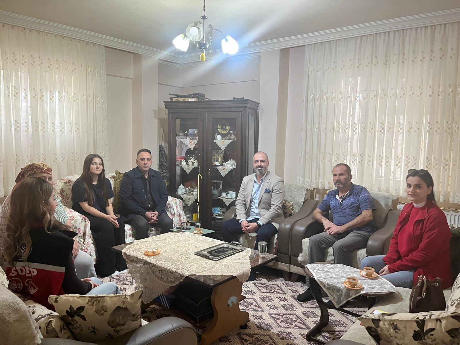 Bayram Ziyaretleri Devam Ediyor.
