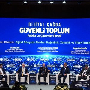 Dijital Çağda Güvenli Toplum Riskler ve Çözümler Paneli Cumhurbaşkanlığı İletişim Başkanlığı Ev Sahipliğinde Gerçekleştirildi. - fotoğraf 1