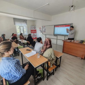 Davranış Problemleri Konusunda Eğitim Verildi - fotoğraf 2