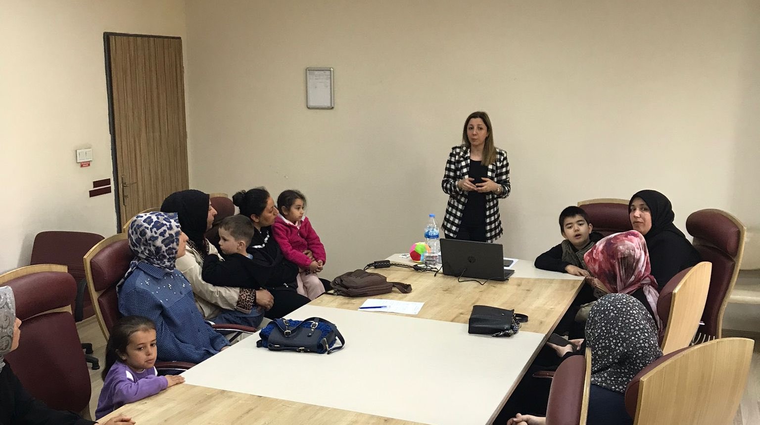Aile Yapısını Güçlendiren Eğitim: Modüler Programın İlk Konusu Gerçekleştirildi