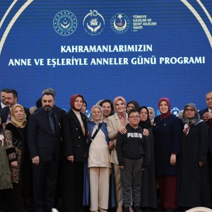 Bakanımız Göktaş, "Kahramanlarımızın Anne ve Eşleriyle Anneler Günü Programı"nda konuştu - fotoğraf 6