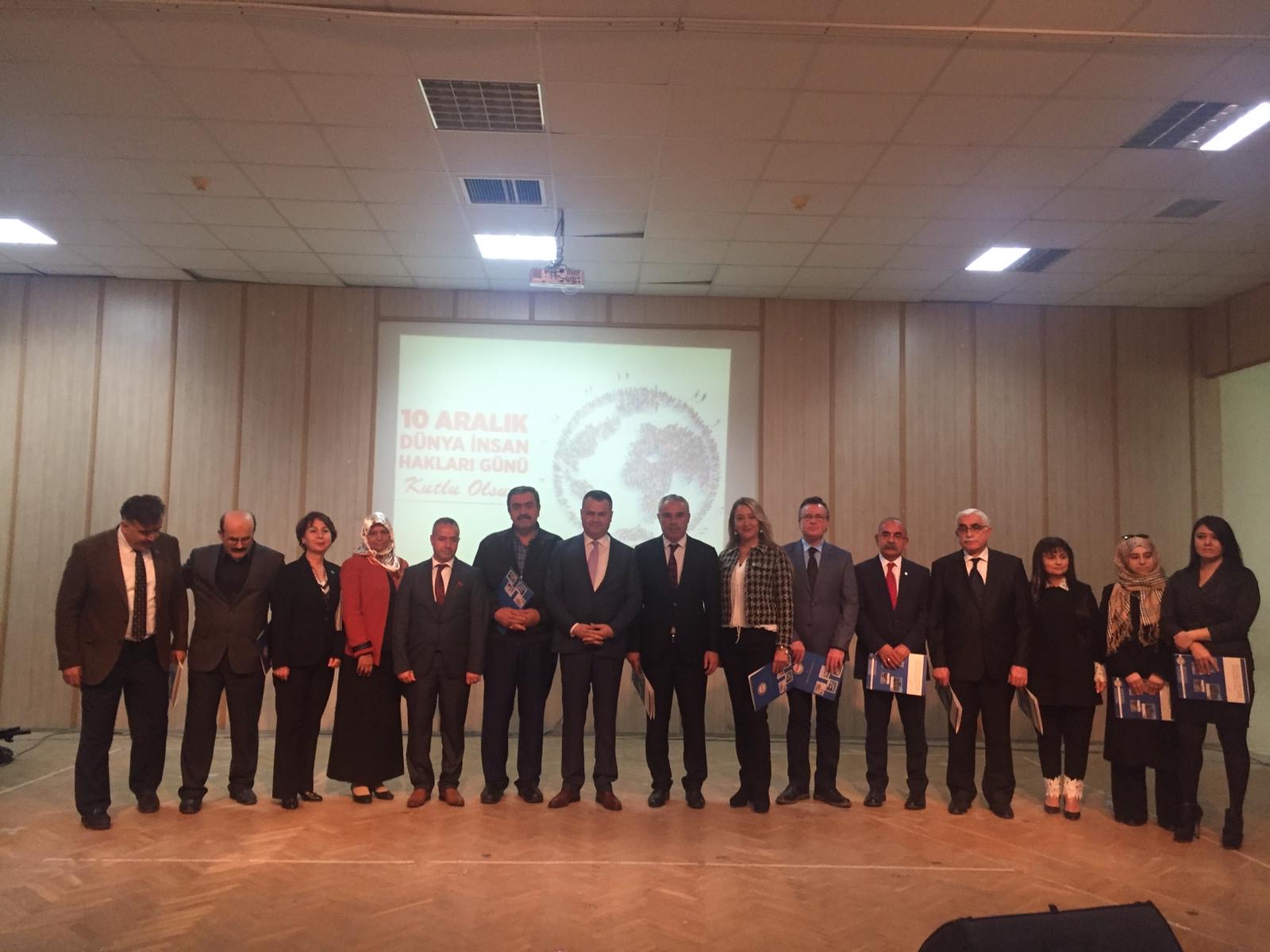 Tarsus Sosyal Hizmet Merkezi 'ne 2 Ödül Birden 