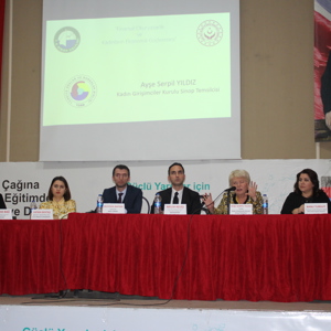 Sinop'ta “'Finansal Okuryazarlık ve Kadınların Güçlenmesi” Konulu Panel Düzenlendi - fotoğraf 11