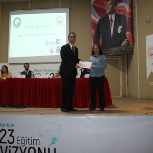 Sinop'ta “'Finansal Okuryazarlık ve Kadınların Güçlenmesi” Konulu Panel Düzenlendi - fotoğraf 23