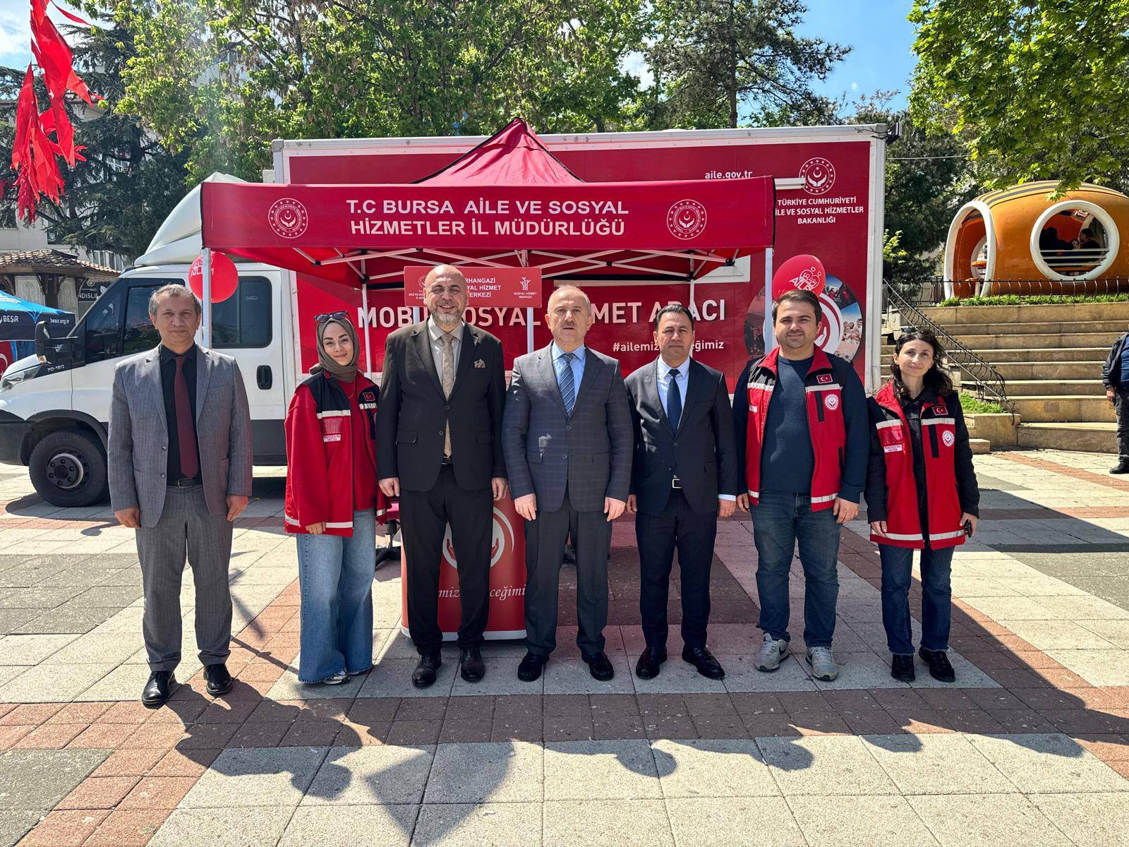 Bakanlığımız Hizmetleri Sahada Vatandaşlarımızla Buluşmaya Devam Ediyor