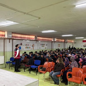 "Bilinçli Medya Kullanımı" Eğitimi Düzenlendi - fotoğraf 3