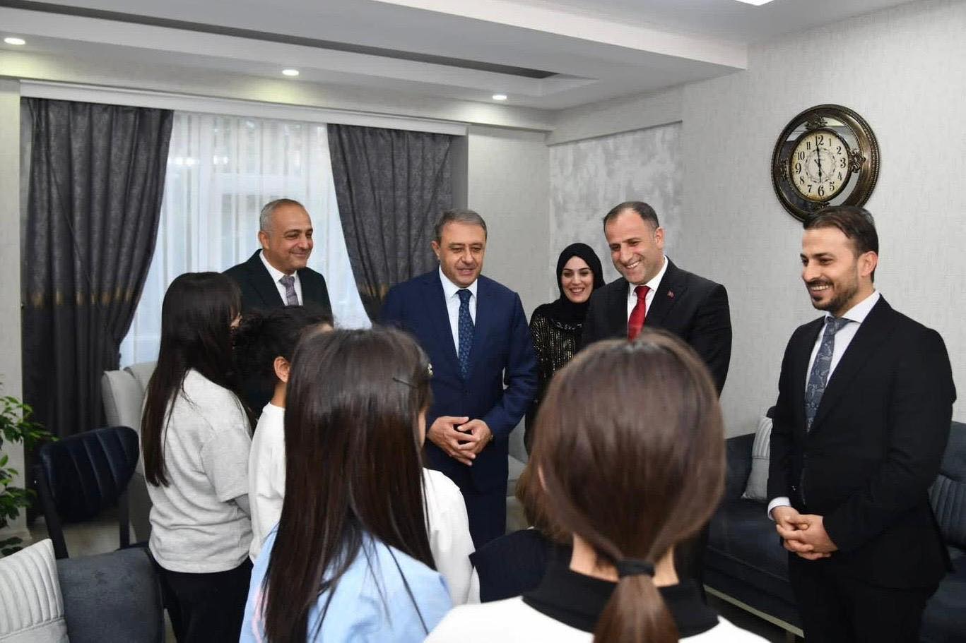 Necip Fazıl KISAKÜREK Çocuk Evimizde  Bayram Coşkusu 