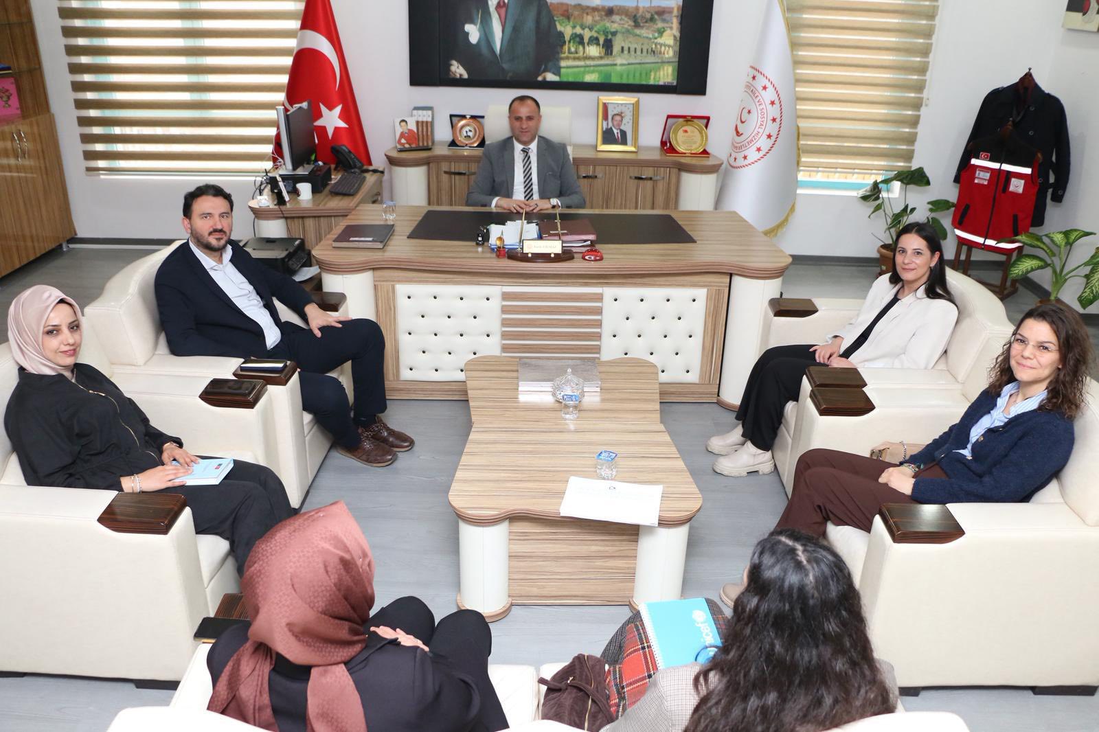 Koruyucu Aile Hizmetlerinde Güç Birliği: İl Müdürlüğümüzde Anlamlı Ziyaret 