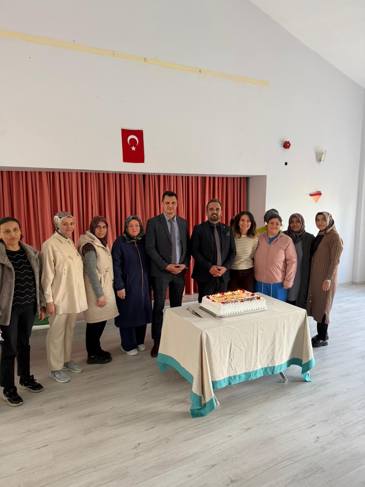 📌Anneler Günü