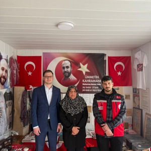 Kırmızı Yeleklilerimiz, Anneler Gününde Şehit Annelerini Ziyaret Etti - fotoğraf 1