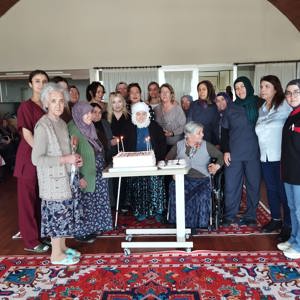 Anneler Günü, huzurevlerimizde büyük bir mutluluk ve coşkuyla kutlandı. - fotoğraf 5