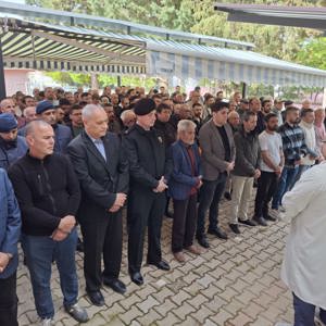 Malul Gazi P.Uzm.Çvş. Ahmet Karakülah’ın Vefat Eden Kıymetli Annesi'nin Cenaze Namazına Katıldık. - fotoğraf 1