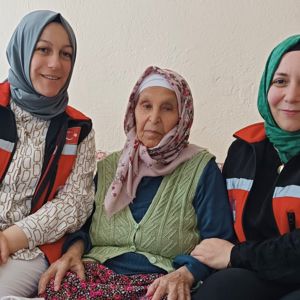 Anneler Gününde Sosyal Hizmet Merkezlerimiz Şehit Annelerimiz Ziyaret Ederek Anneler Gününü Kutladı. - fotoğraf 7