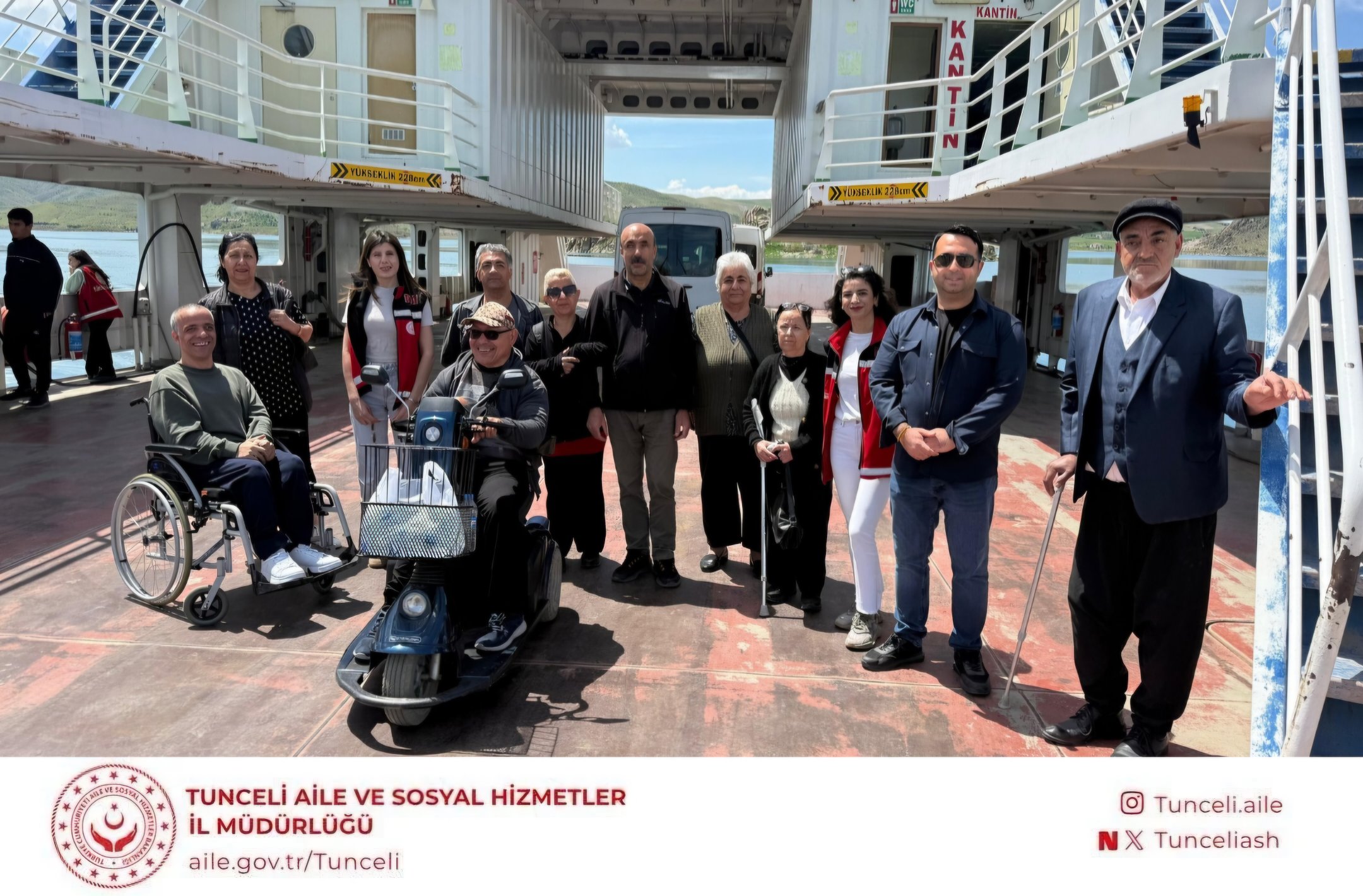 Engelleri Sevgiyle Aşıyoruz
