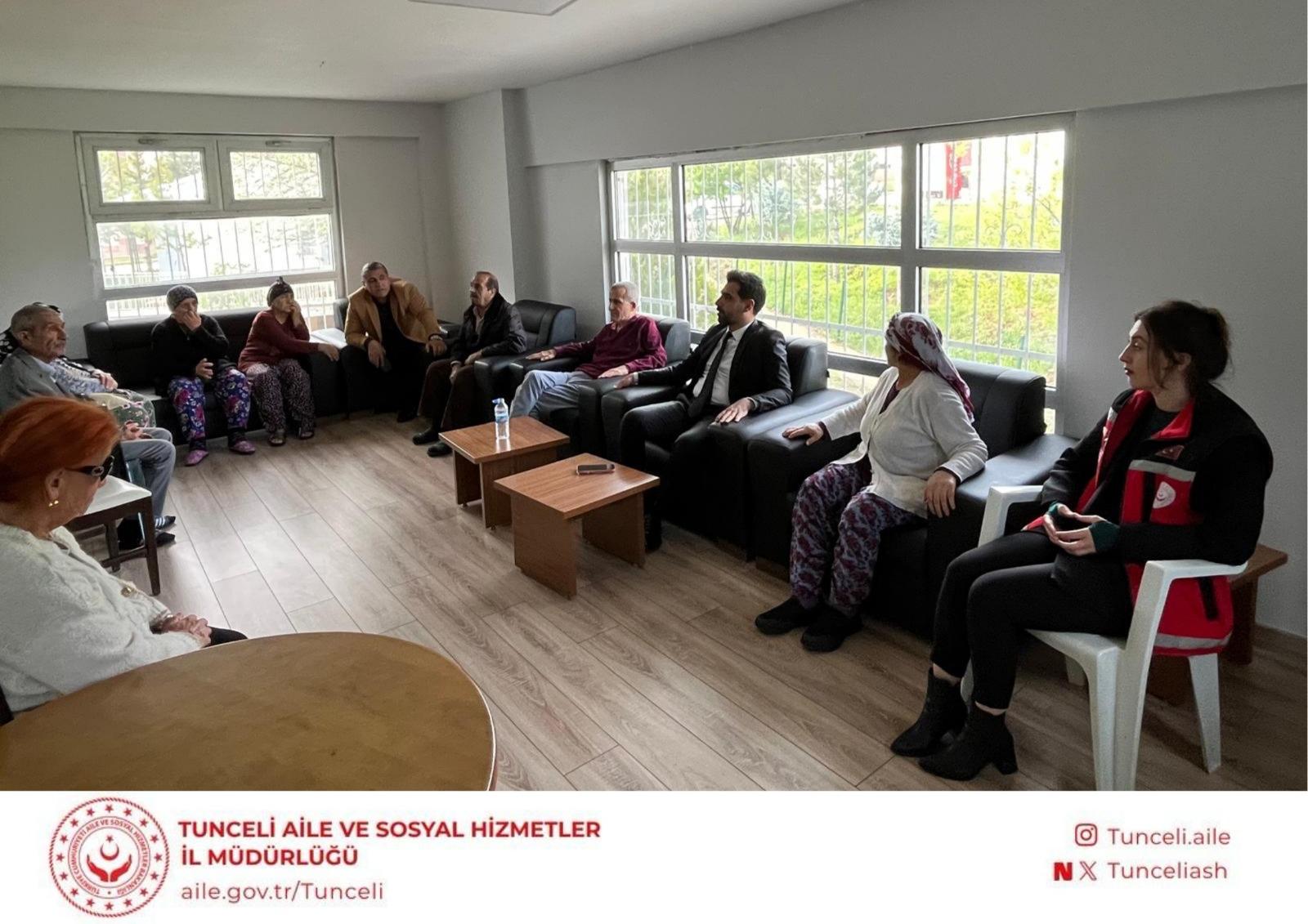 Müdürlüğümüze bağlı TOKİ Huzurevi Yaşlı Bakım ve Rehabilitasyon Merkezi’nde Anneler Günü Kutlaması