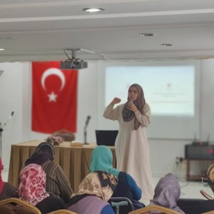 “Dijital Okuryazarlık ve Teknoloji Kullanımı” Eğitim Programı Düzenlenmiştir - fotoğraf 1