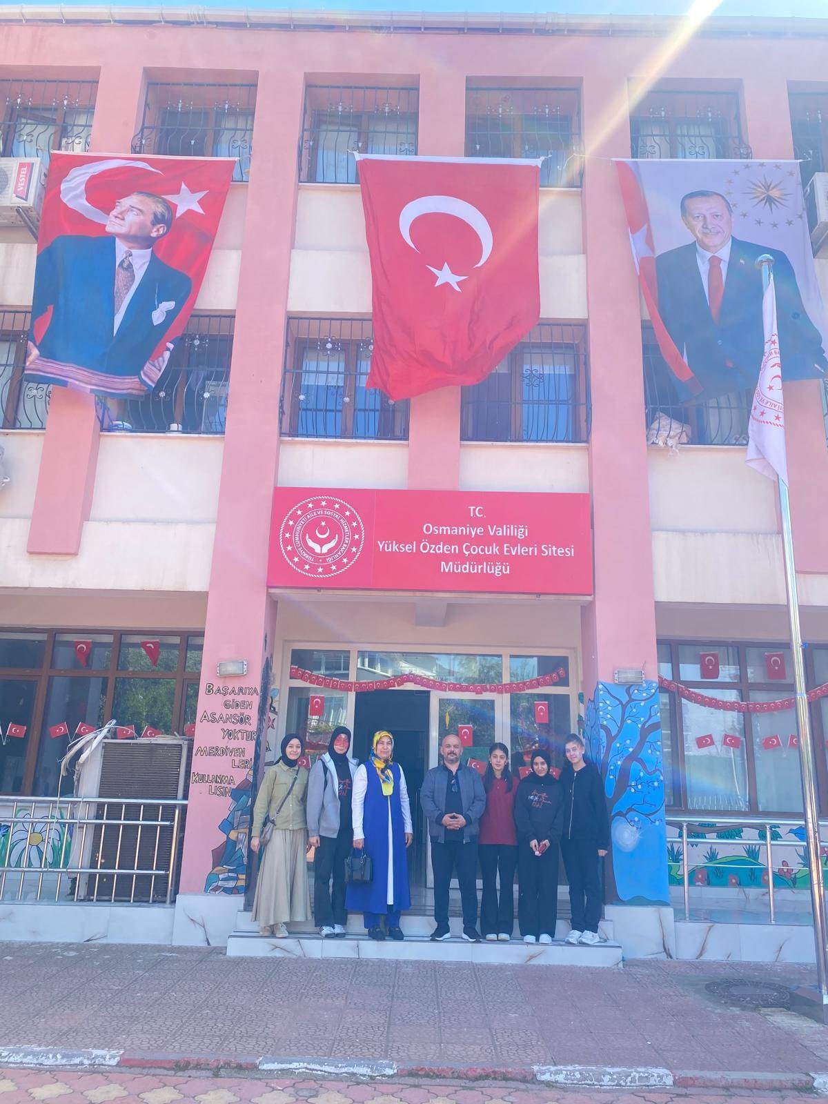 Diyanet İşleri Başkanlığı tarafından tertip edilen “Vakıf İnsan” konulu proje kapsamında, Şehit Hayrettin Mennan Kız Anadolu İmam Hatip Lisesi Fen ve Sosyal Bilimler Proje Okulu öğrencileri yuvamızı ziyaret etti.