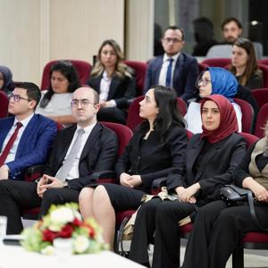 Bakanlığımız Personeline Yönelik “Yapay Zekâ ve Sosyal Hizmet” Paneli Düzenlendi - fotoğraf 3