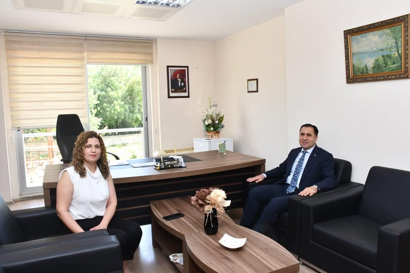 İl Müdürümüz İlkay Türkoğlu, Sultanhisar Huzurevi Müdürlüğü’ne göreve başlayan Kuruluş Müdürümüz Yeliz Çetin’e Ziyareti