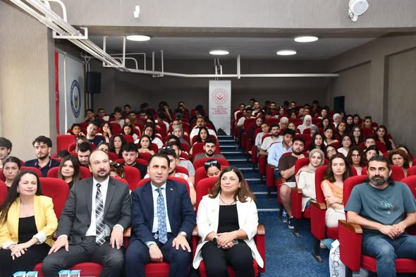 “Üniversite Öğrencilerine Yönelik IPARD Proje Bilgilendirme Eğitimi”