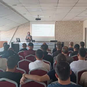 “Engelliler ve Özel Gereksinimli Gruplar” Konulu Eğitim Gerçekleştirilmiştir - fotoğraf 1
