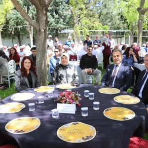 “Benimle Mutlu Ol, Sevgisiz Kalp Kalmasın” Programı Gerçekleştirilmiştir - fotoğraf 1