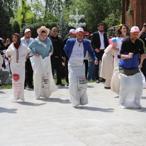 “Benimle Mutlu Ol, Sevgisiz Kalp Kalmasın” Programı Gerçekleştirilmiştir - fotoğraf 5