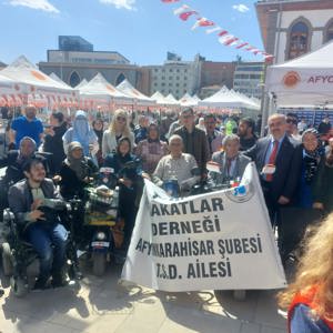 İl Müdürümüz Sayın Bilal Erdoğan AF-EN-FEST’te Engelli Dernekleriyle Bir Araya Geldi. - fotoğraf 1