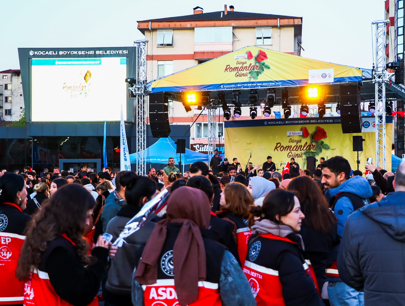 Romanlar Günü Kutlaması