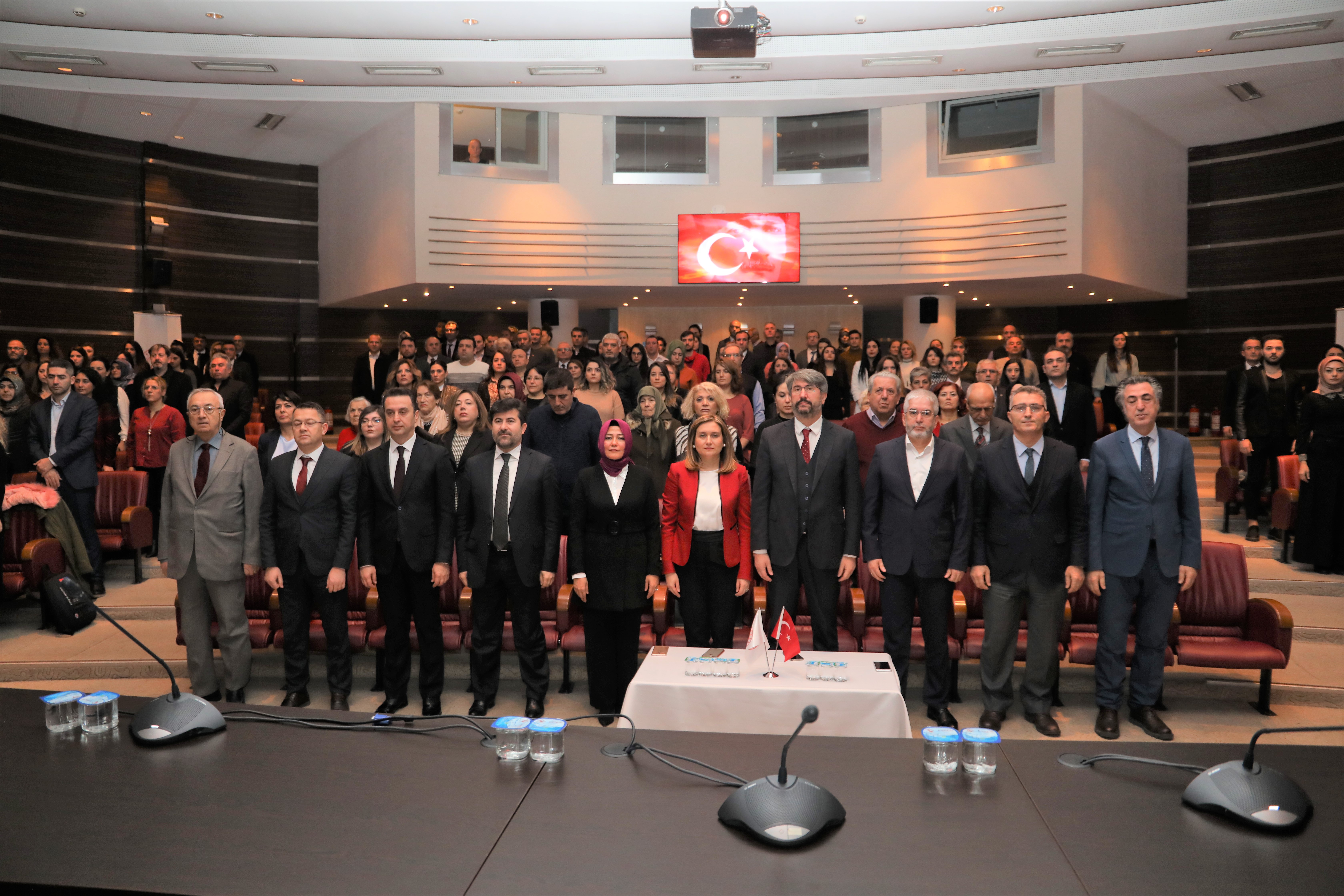 Ankara Gerçekleştirilen 14. Yaşlı Refahı Seminerinde Yaşlıların Yaşam Kalitelerinin Geliştirilmesi ve Yaşlı Refahının Sağlanması Konuşuldu