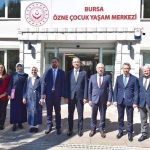Genel Müdürümüz Sn. Hasan Basri Alagöz, Bursa Özne Çocuk Yaşam Merkezi’ni ziyaret etti. - fotoğraf 1
