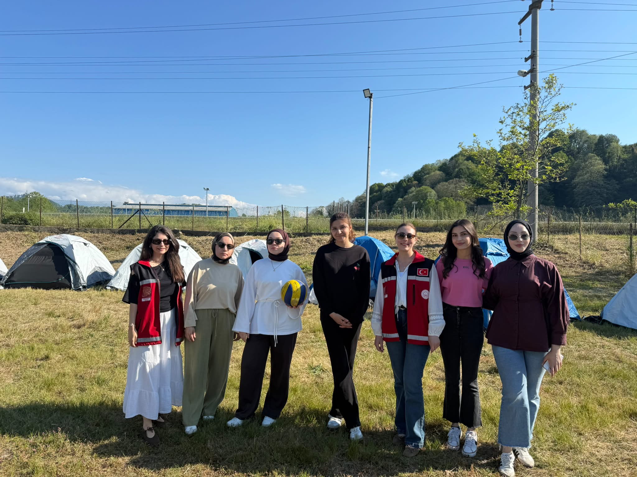 SED Hizmetinden Yararlanan Aileler ve Çocuklar İçin Uçurtma Şenliği ve Kamp Etkinliği Düzenlendi.