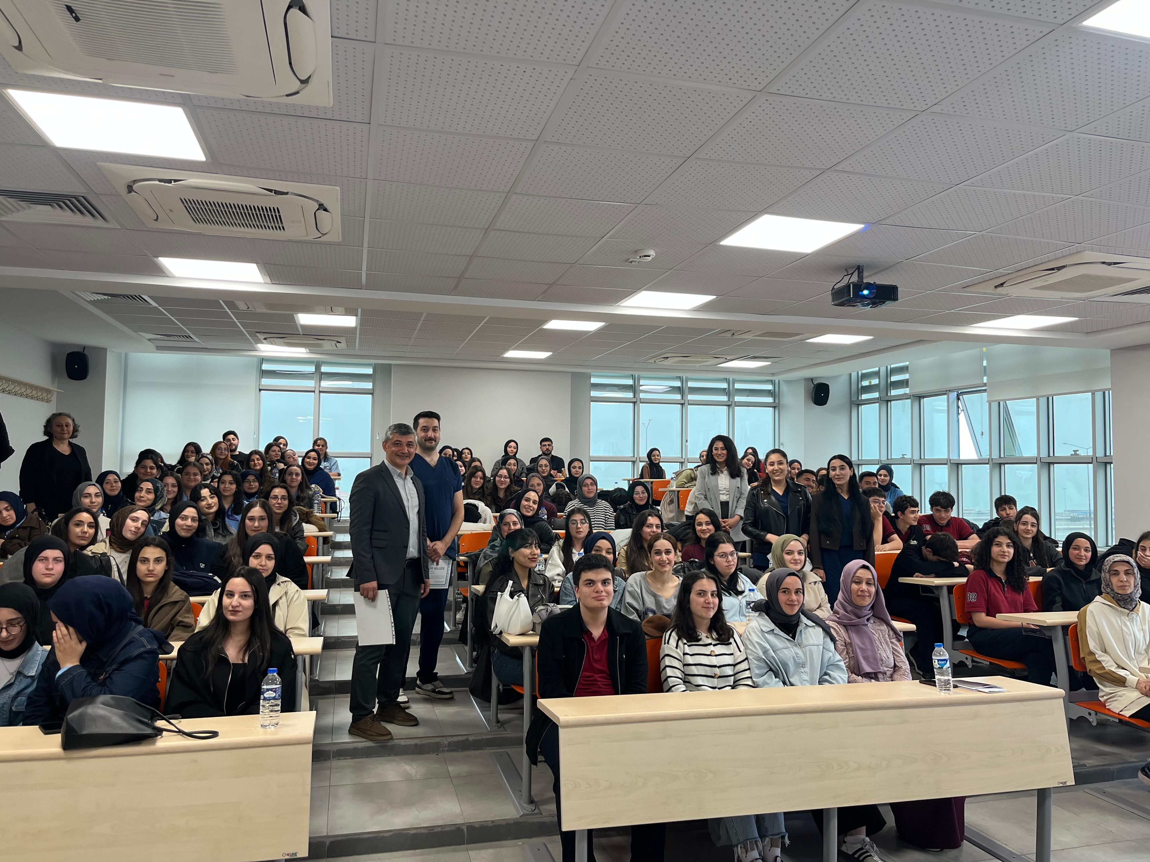 Yaşlı Bakımı Alanında Söyleşi Programı Düzenlendi