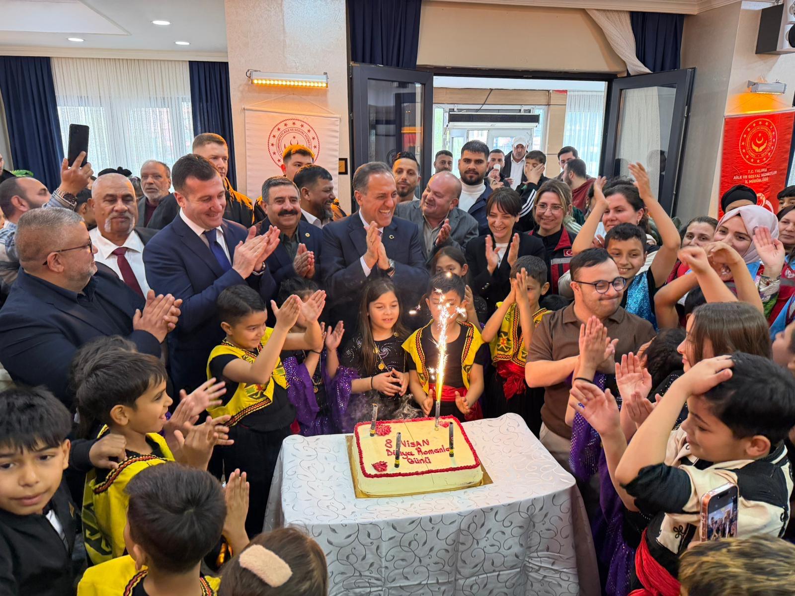 8 Nisan Dünya Romanlar Günü Yalova’da Coşkuyla Kutlandı