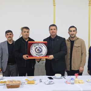 Elâzığ Aile Ve Sosyal Hizmetler İl Müdürlüğüne Tayini Çıkan İl Müdürümüz Sayın Serdar Demirci Onuruna Düzenlenen Programda Duygu Dolu Anlar Yaşandı. - fotoğraf 1