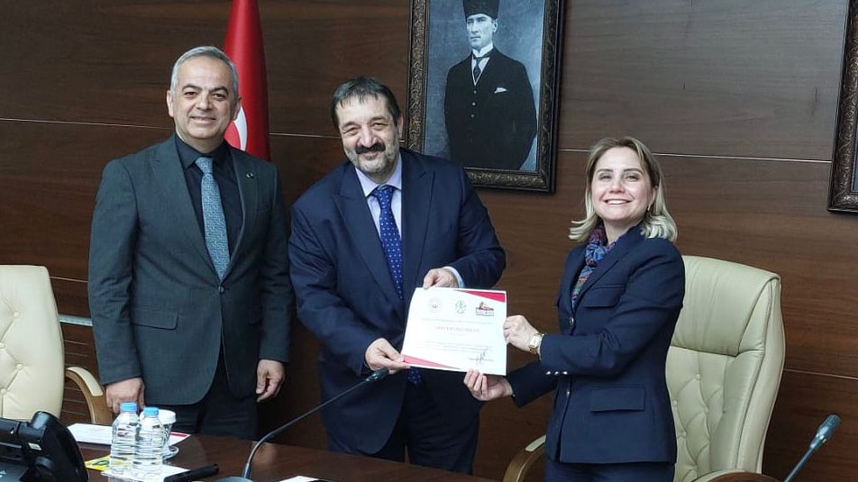 VALİ YARDIMCIMIZ SAYIN ARMAĞAN YAZICI BAŞKANLIĞINDA ERİŞİLEBİLİRLİK TOPLANTISI GERÇEKLEŞTİRİLDİ