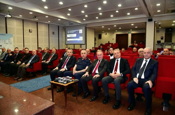 Sayın Valimiz Tahir Şahin’İn Başkanlığında Ulusal Erişilebilirlik Günü Kapsamında Erişilebilirlik Toplantısı Gerçekleştirildi.