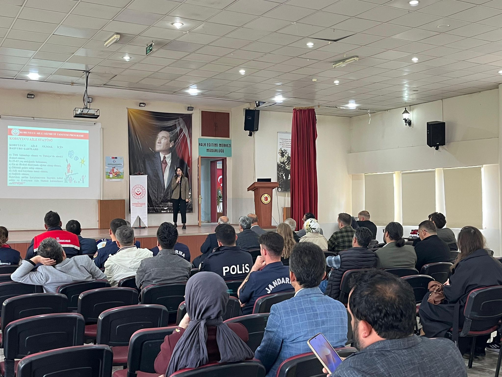 Hocalar ilçemizde Koruyucu Aile ve Geçici Koruyucu Aile Bilgilendirme Programı Yapıldı