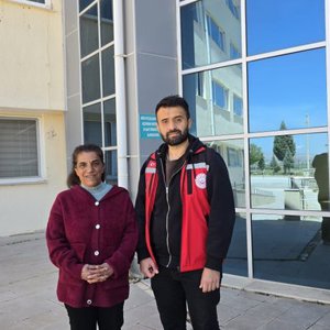 Mahalle muhtarlarımız ziyaret edilerek mahallelerin sosyal yapısı, ihtiyaçları ve risk durumlarına ilişkin değerlendirmelerde bulunuldu. - fotoğraf 1