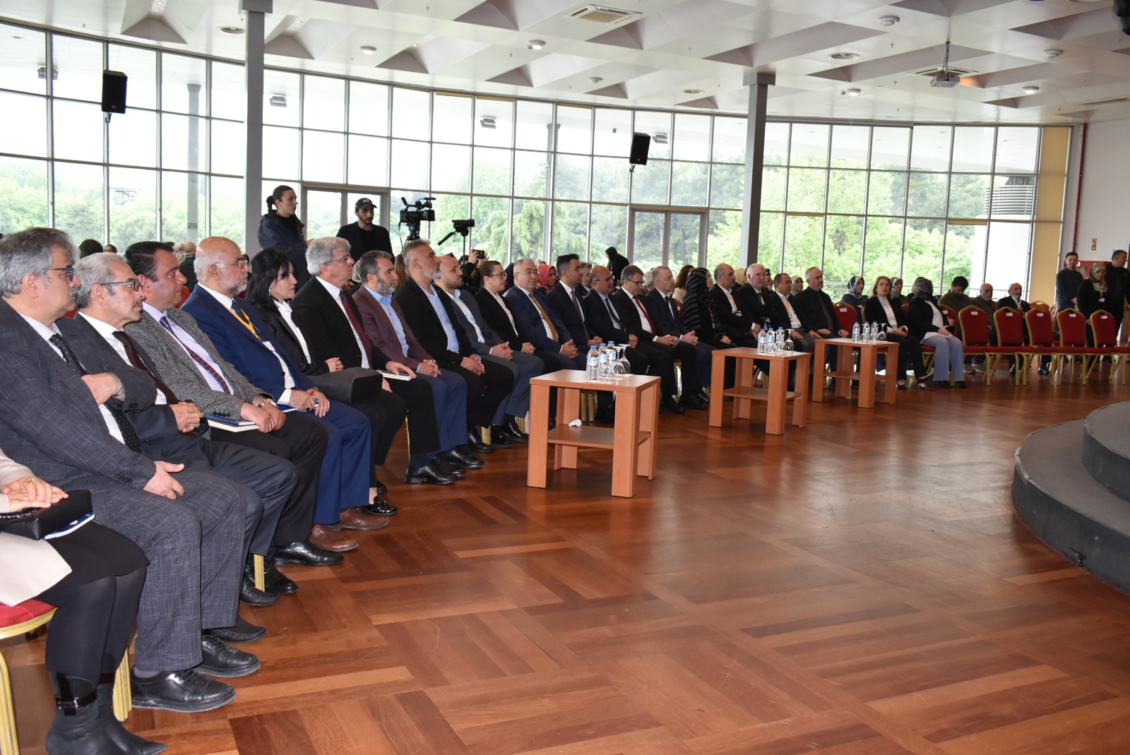 Millî Aile Haftası’nın Bursa Açılışında “Güncel Aile Sorunları” Masaya Yatırıldı