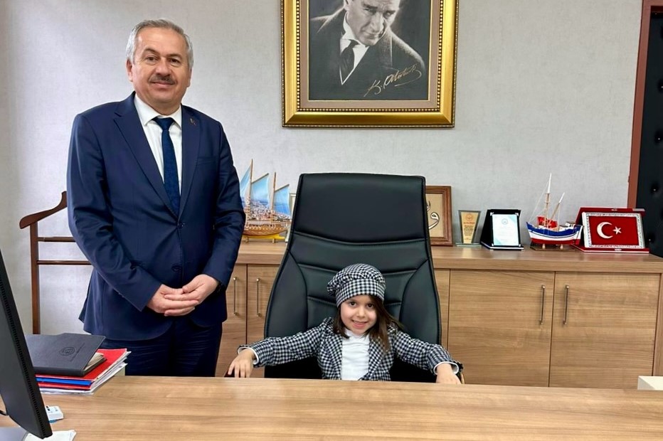 👧 Minik Müdürden Anlamlı Mesaj, ‘Aile güçlü olursa çocuk mutlu olur’