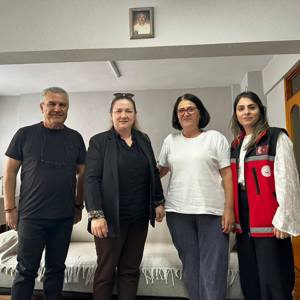 Alaşehir’de Şehit Yakınları ve Koruyucu Ailelere Bayram Ziyareti Gerçekleştirildi - fotoğraf 2