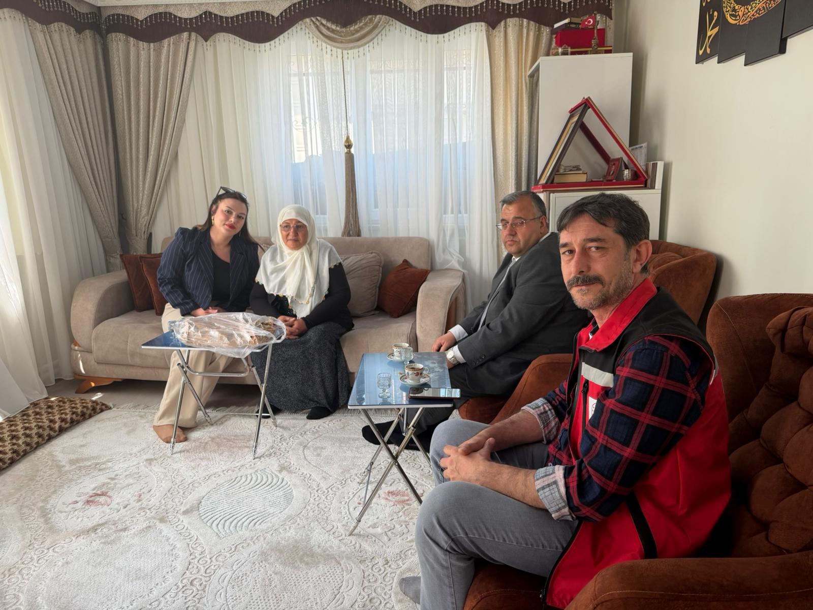 Şehit Yakınlarımıza Bayram Ziyaretleri Gerçekleştirildi