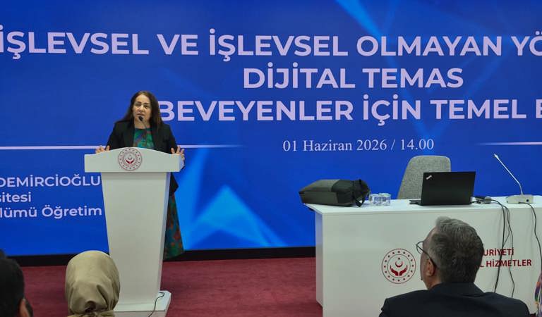 1 Haziran Dünya Ebeveynler Günü’nde Ebeveynler İçin Temel Bilgiler Semineri Düzenlendi