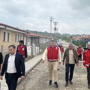 İl Müdürümüz Sayın Tolga NACAR, İl Müdür Yardımcımız Cahit Özçelik, Şube Müdürümüz Şenay Atar Keskin ve Kuruluş Müdürümüz Fatih Hürata tarafından, Sosyal Risk Haritası çalışmaları kapsamında Düziçi ilçesine bağlı Gümüş Köyü’nde saha çalışması gerçekleştirildi. - fotoğraf 2